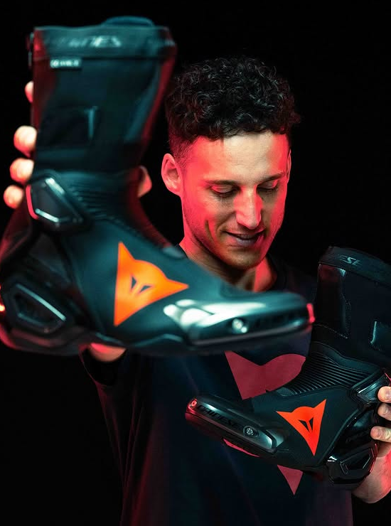 Nowość w naszej ofercie Dainese Axial 2